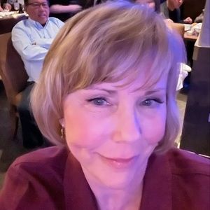 Meet your Posher, Denise